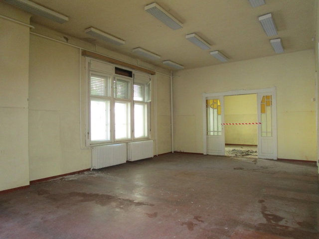 Eladó ipari ingatlan, Budapesten, XIX. kerületben 190.5 M Ft