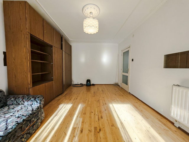 Kiadó téglalakás, albérlet, Tatán 250 E Ft / hó, 4 szobás