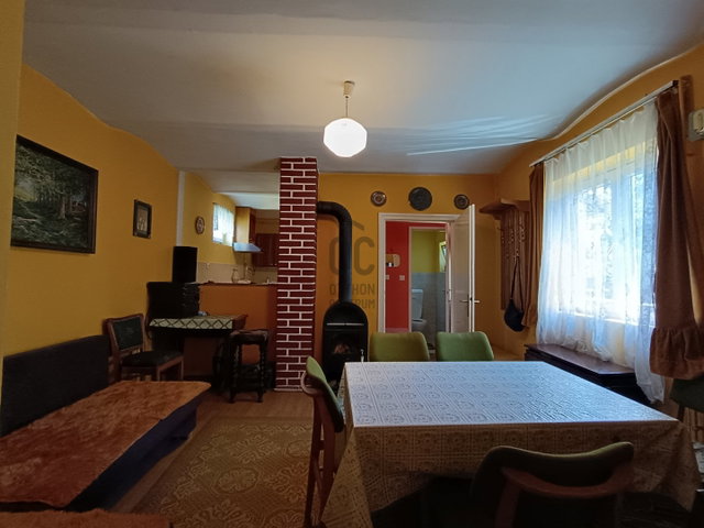 Eladó családi ház, Tótszerdahelyen 21.5 M Ft, 5 szobás