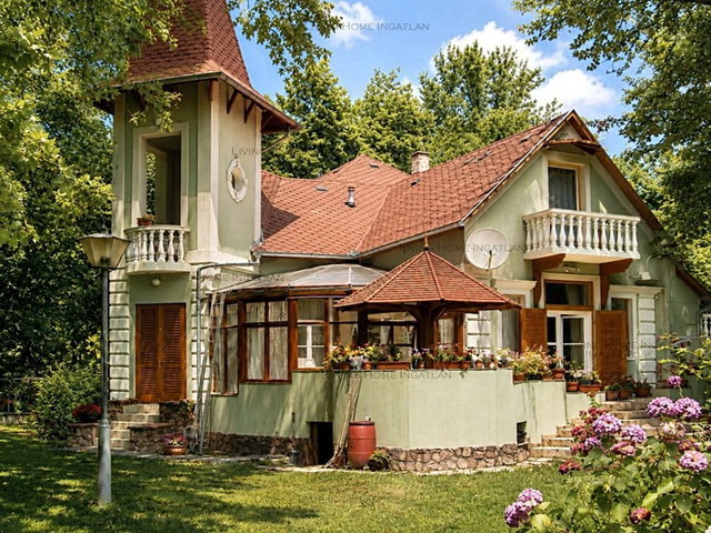 Eladó hotel, Balatonszemesen 349.9 M Ft, 11 szobás