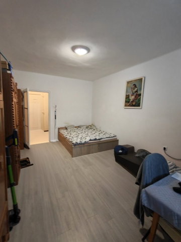 Eladó téglalakás, Pétfürdőn 35.5 M Ft, 2 szobás