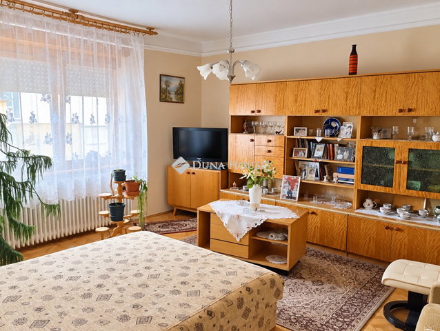 Eladó családi ház, Sárváron 63 M Ft, 3 szobás