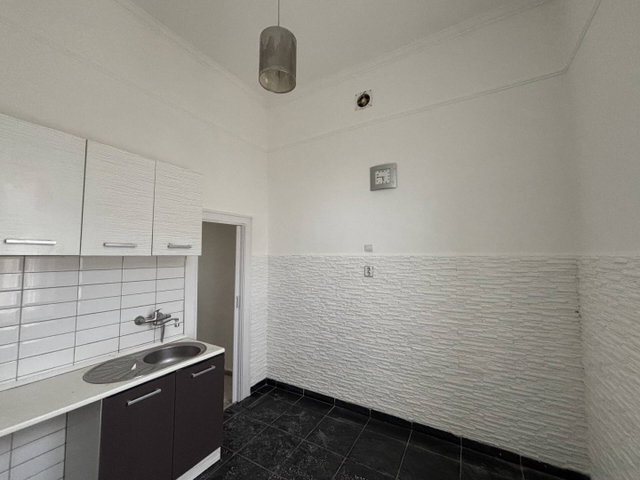 Eladó családi ház, Miskolcon 35 M Ft, 4 szobás