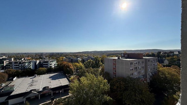 Eladó panellakás, Budapesten, XI. kerületben, Nagyszeben téren