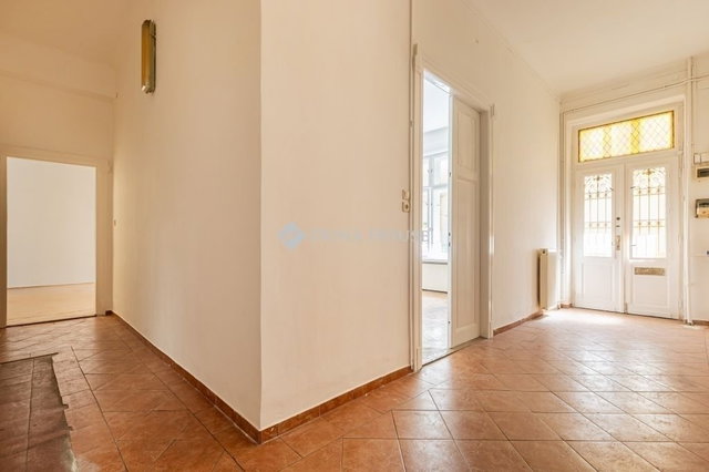 Eladó téglalakás, Budapesten, V. kerületben 148 M Ft, 4 szobás
