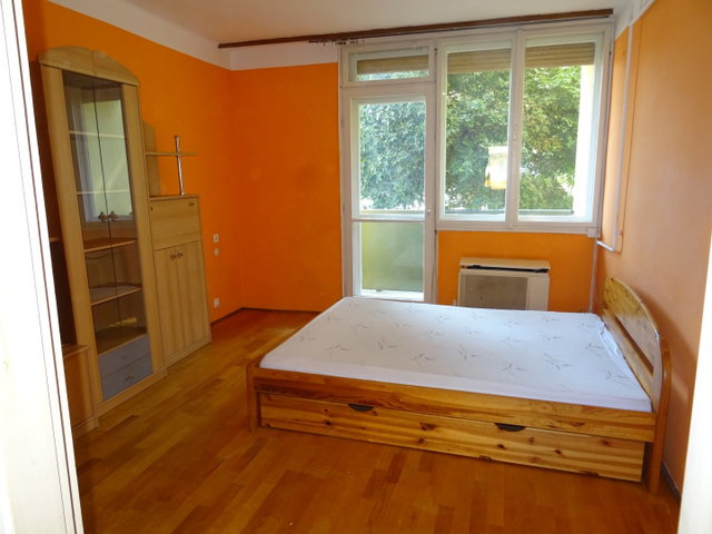 Eladó téglalakás, Szombathelyen 33.99 M Ft, 2+1 szobás
