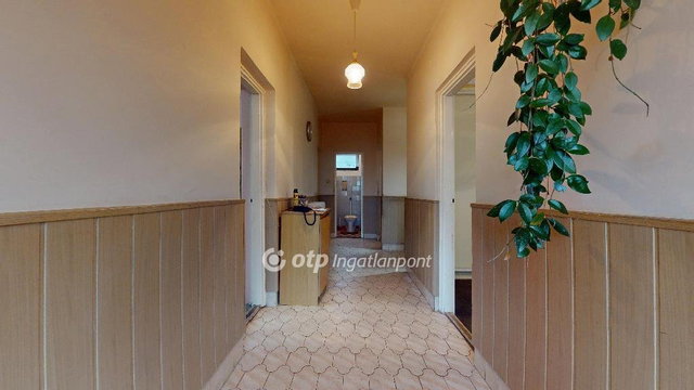 Eladó családi ház, Nagyhalászban 25 M Ft, 3 szobás