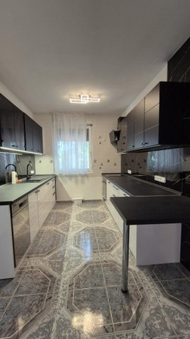 Kiadó téglalakás, albérlet, Debrecenben 360 E Ft / hó, 3 szobás