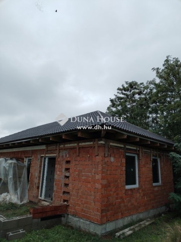 4 bed · 85m² · 32.000.000 ft