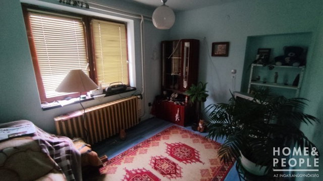 Eladó családi ház, Hódmezővásárhelyen 84 M Ft, 5+2 szobás