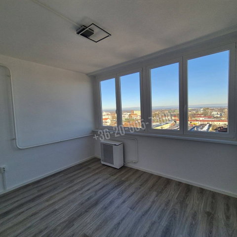 Eladó téglalakás, Miskolcon 31.4 M Ft, 3 szobás