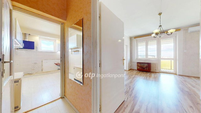 Eladó panellakás, Miskolcon 26.9 M Ft, 2 szobás