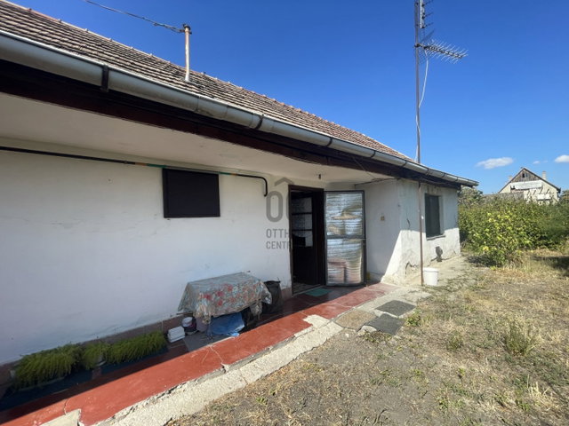 Eladó családi ház, Pásztón 14.5 M Ft, 2 szobás