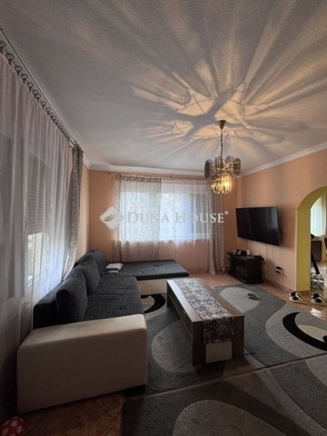 Eladó családi ház, Vecsésen 139.99 M Ft, 5 szobás