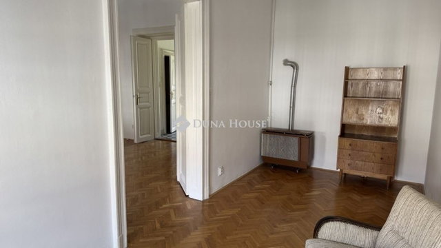 Eladó téglalakás, Budapesten, V. kerületben 89.9 M Ft, 2 szobás