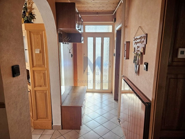 Eladó családi ház, Győrött 114.9 M Ft, 5 szobás