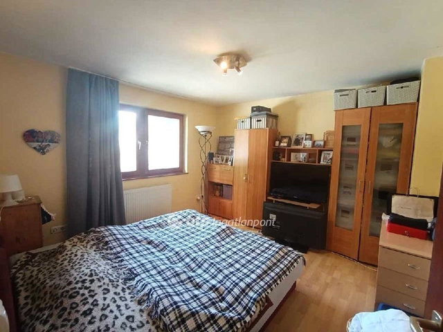 Eladó ikerház, Érden 69.9 M Ft, 3 szobás / költözzbe.hu