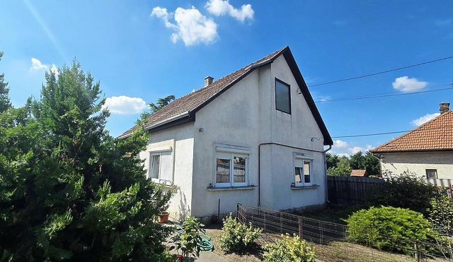 Eladó családi ház, Dunakeszin 87.5 M Ft, 2 szobás