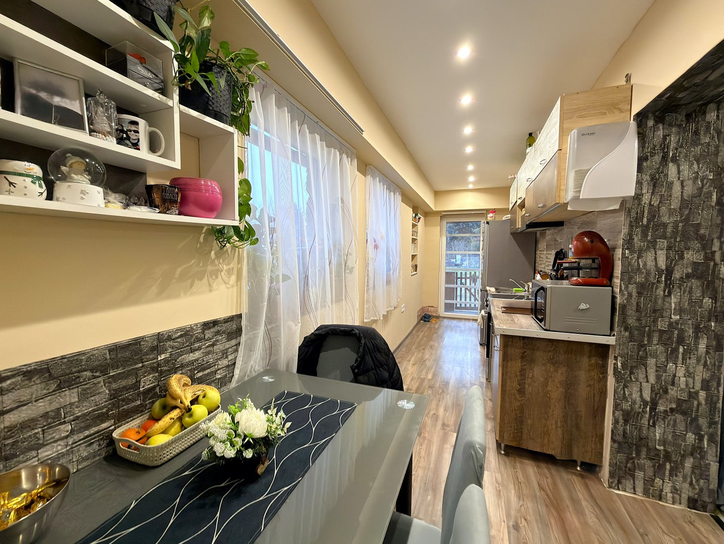 2 bed · 56m² · 57.000.000 ft