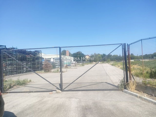 Eladó ipari ingatlan, Helvécián 85 M Ft / költözzbe.hu