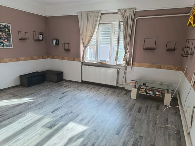 Eladó családi ház, Kaposváron 44.9 M Ft, 2 szobás