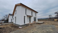 Eladó családi ház, Sződön 116.9 M Ft, 4+1 szobás