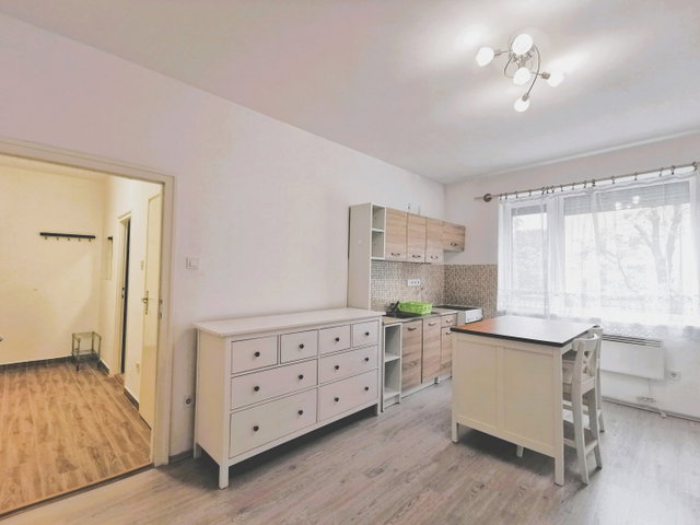 Kiadó téglalakás, albérlet, Budapesten, XIV. kerületben