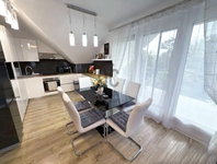 Eladó téglalakás, Szentendrén 96.5 M Ft, 3 szobás