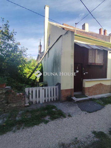 Eladó téglalakás, Sopronban 19.9 M Ft, 1 szobás