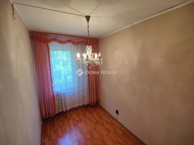 Eladó panellakás, Budapesten, X. kerületben 64.9 M Ft, 3 szobás