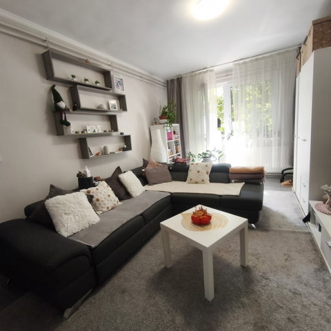 Eladó téglalakás, Makón 42 M Ft, 1+2 szobás