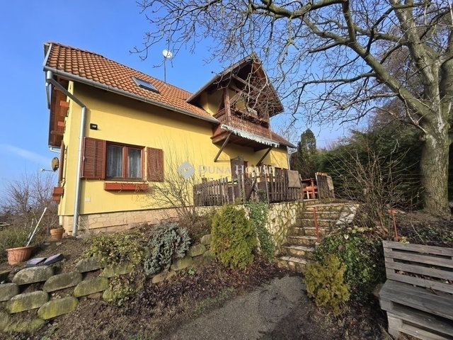 Eladó családi ház, Cserkúton 79.9 M Ft, 2+1 szobás