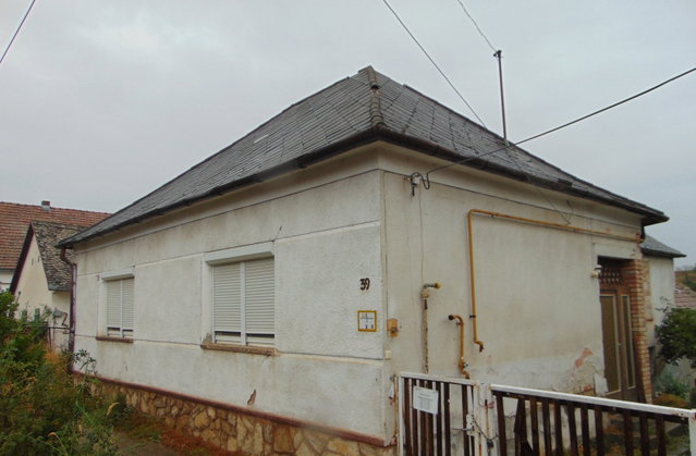 Eladó családi ház, Sombereken 11.72 M Ft, 1+1 szobás