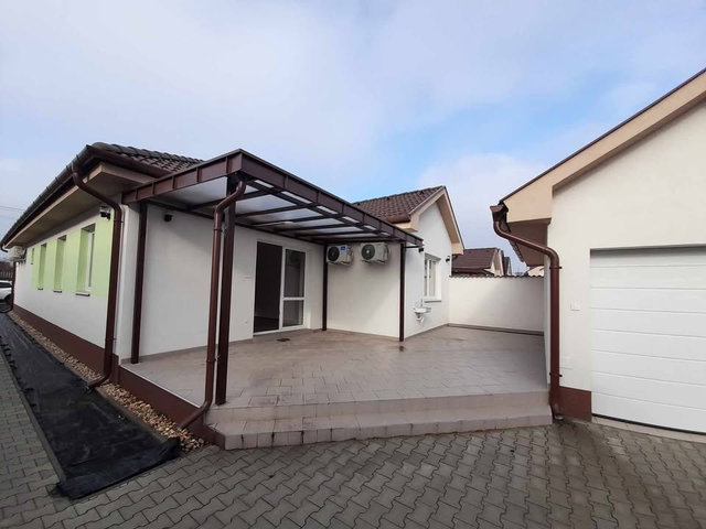 Eladó családi ház, Debrecenben 122 M Ft, 5+1 szobás