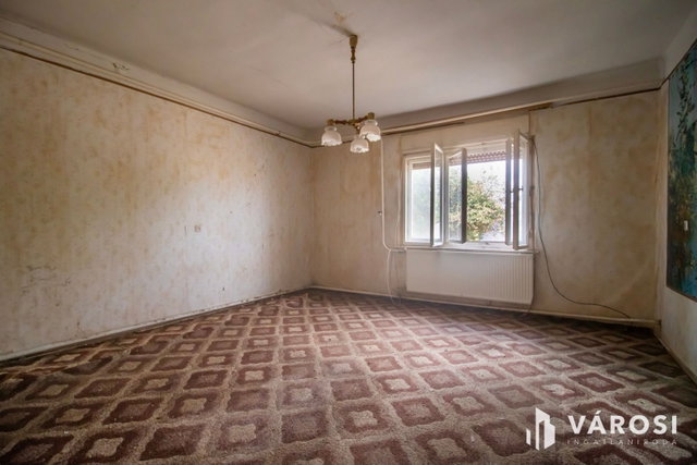 Eladó családi ház, Zámolyon 33 M Ft, 3 szobás