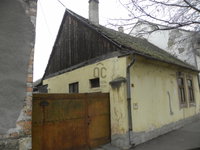 Eladó családi ház, Mohácson 22 M Ft, 4 szobás