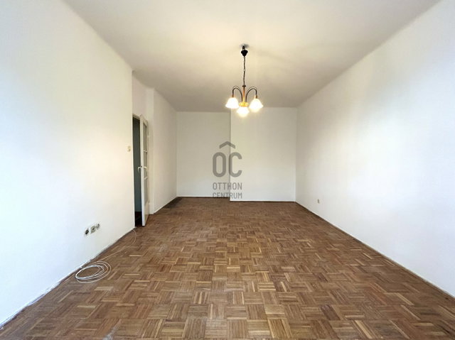 Eladó téglalakás, Tatabányán 32.99 M Ft, 2 szobás