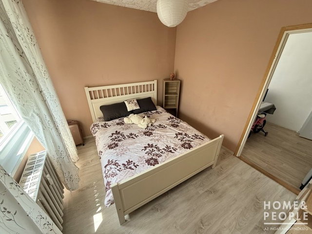 Eladó téglalakás, Hódmezővásárhelyen 39.99 M Ft, 1+2 szobás