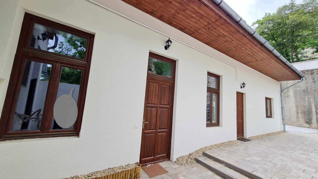 Eladó hotel, Egerben 250 M Ft / költözzbe.hu
