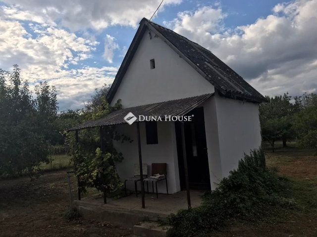 Eladó telek, Baján 7 M Ft / költözzbe.hu