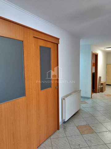 Eladó családi ház, Szentkirályszabadján 400 M Ft