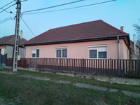 Eladó családi ház, Lőrinciben 53 M Ft, 4 szobás
