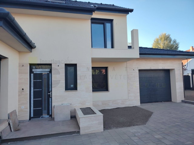 Eladó családi ház, Szegeden, Gerle utcában 165 M Ft, 4 szobás