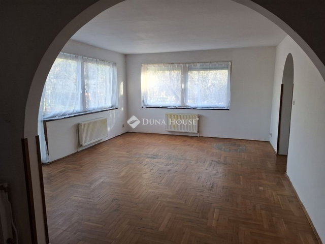 Eladó családi ház, Erdőkertesen 95 M Ft, 4 szobás