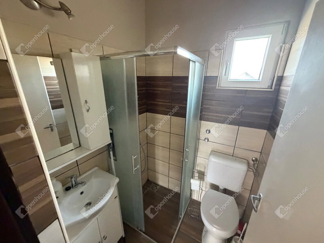 Eladó családi ház, Balatonmáriafürdőn 86 M Ft, 5 szobás