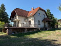 Eladó családi ház, Balatonrendesen 160 M Ft, 5 szobás