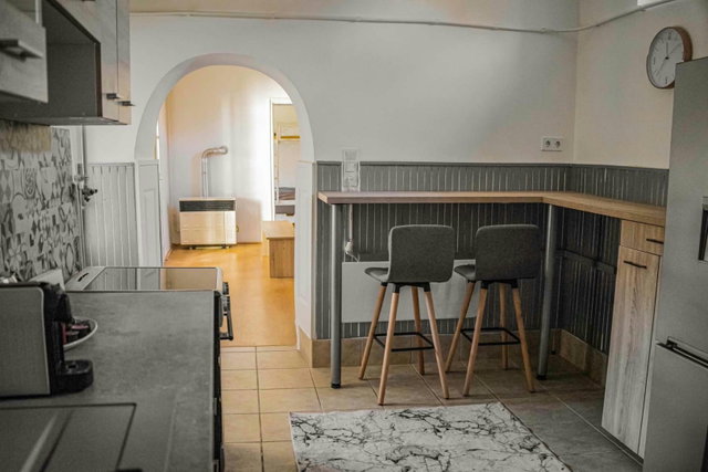 Kiadó ikerház, albérlet, Pécsett 280 E Ft / hó, 3 szobás