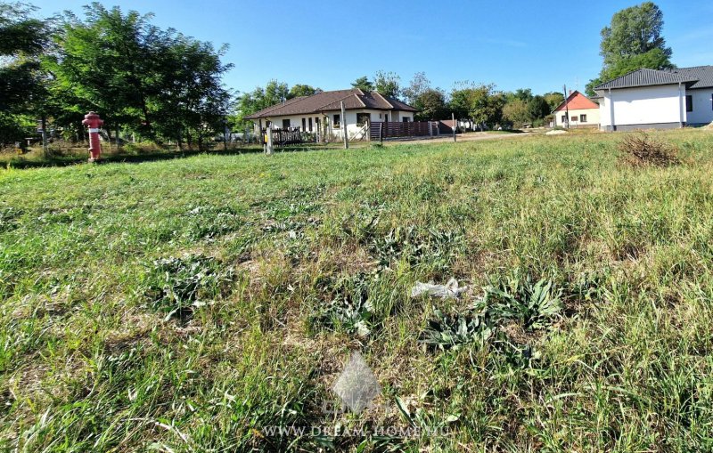 Eladó telek – Kecskemét