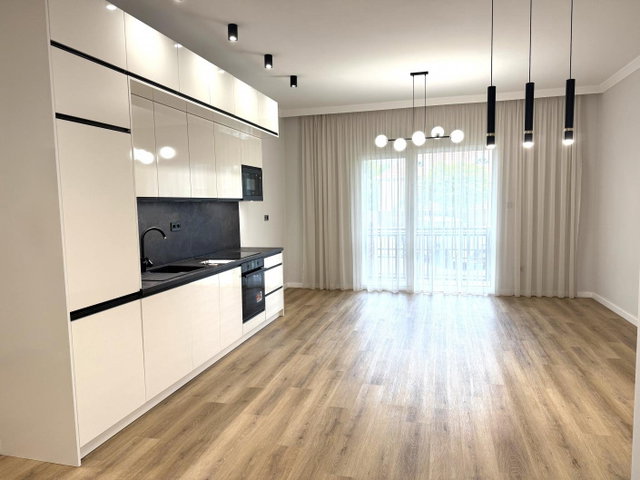 Eladó családi ház, Komáromban 87 M Ft, 3 szobás