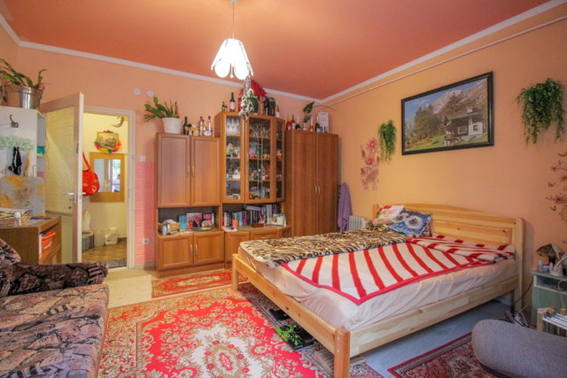 Eladó téglalakás, Tatabányán 32.99 M Ft, 1+1 szobás